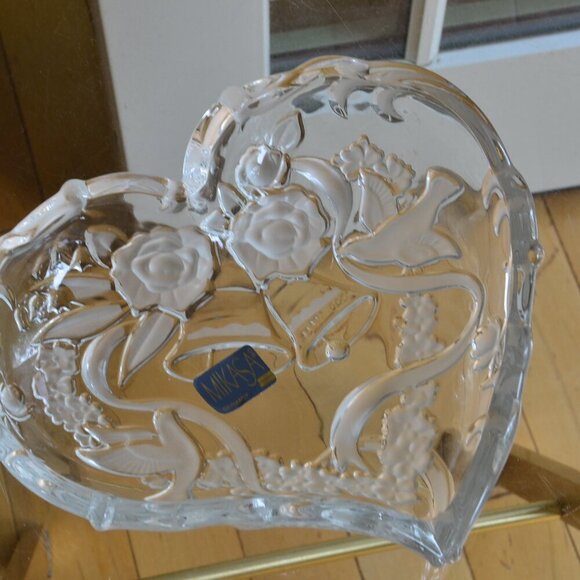 Mikasa Etched Glass Heart Wedding Anniversary Dish Bowl Bells Doves Rose Crystal - Picture 5 of 10
